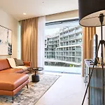 Cosy One-bedroom In Mercury Tower By Zaha Hadid Apartment