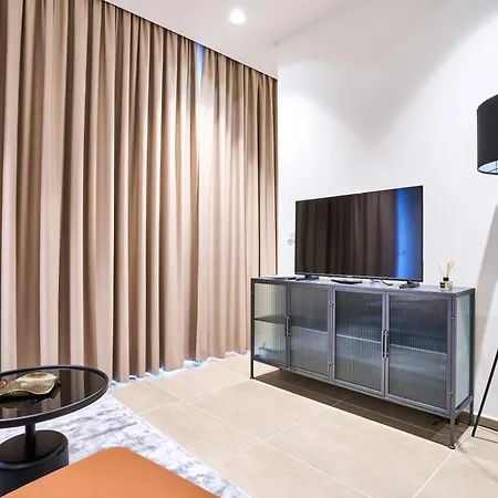 Cosy One-bedroom In Mercury Tower By Zaha Hadid Saint Julian's