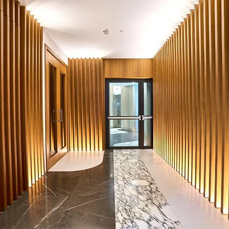 Cosy One-bedroom In Mercury Tower By Zaha Hadid 아파트