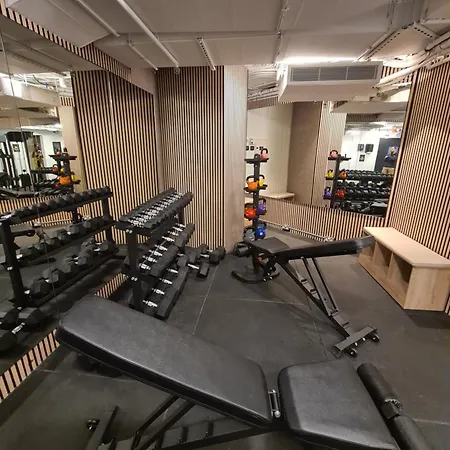 Cosy One-bedroom In Mercury Tower By Zaha Hadid