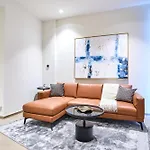Cosy One-bedroom In Mercury Tower By Zaha Hadid سانت جوليان
