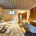 Cosy One-bedroom In Mercury Tower By Zaha Hadid سانت جوليان