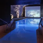 Cosy One-bedroom In Mercury Tower By Zaha Hadid شقة سانت جوليان
