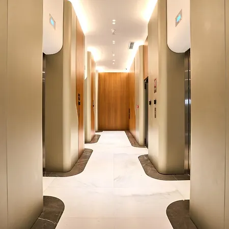 Apartament Cosy One-bedroom In Mercury Tower By Zaha Hadid *