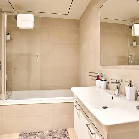 Cosy One-bedroom In Mercury Tower By Zaha Hadid Apartament St. Julian's