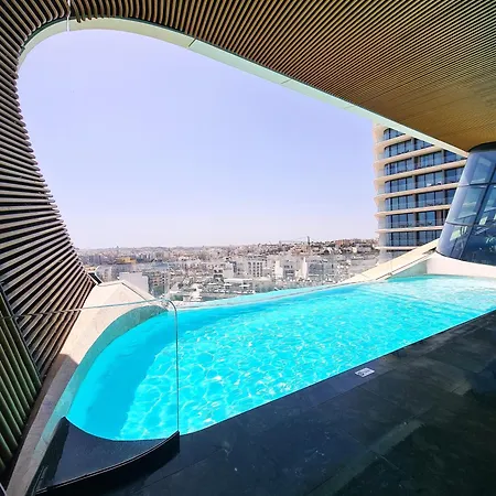 Apartament Cosy One-bedroom In Mercury Tower By Zaha Hadid *
